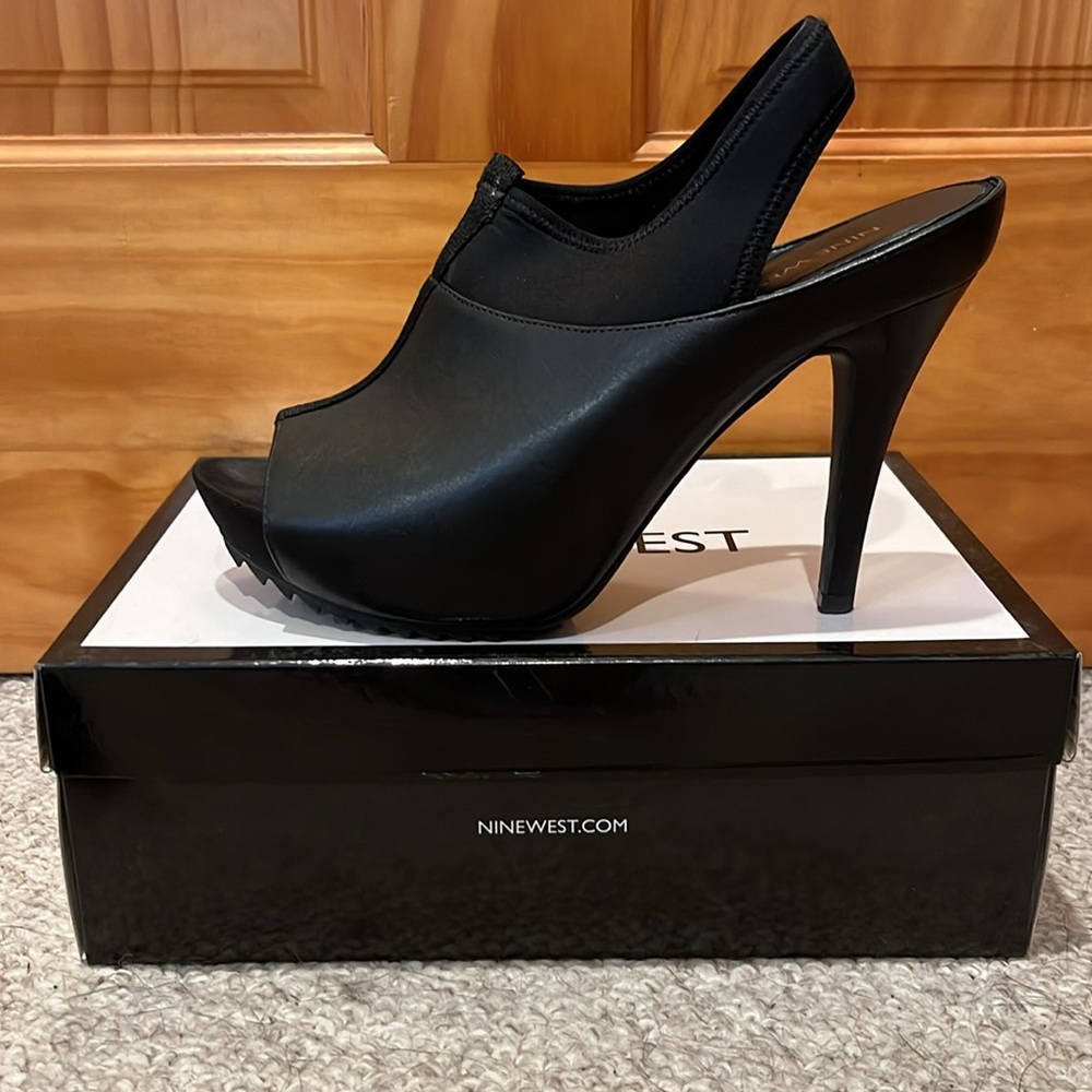 Nine West Roxie Heels - Picture 1 of 11